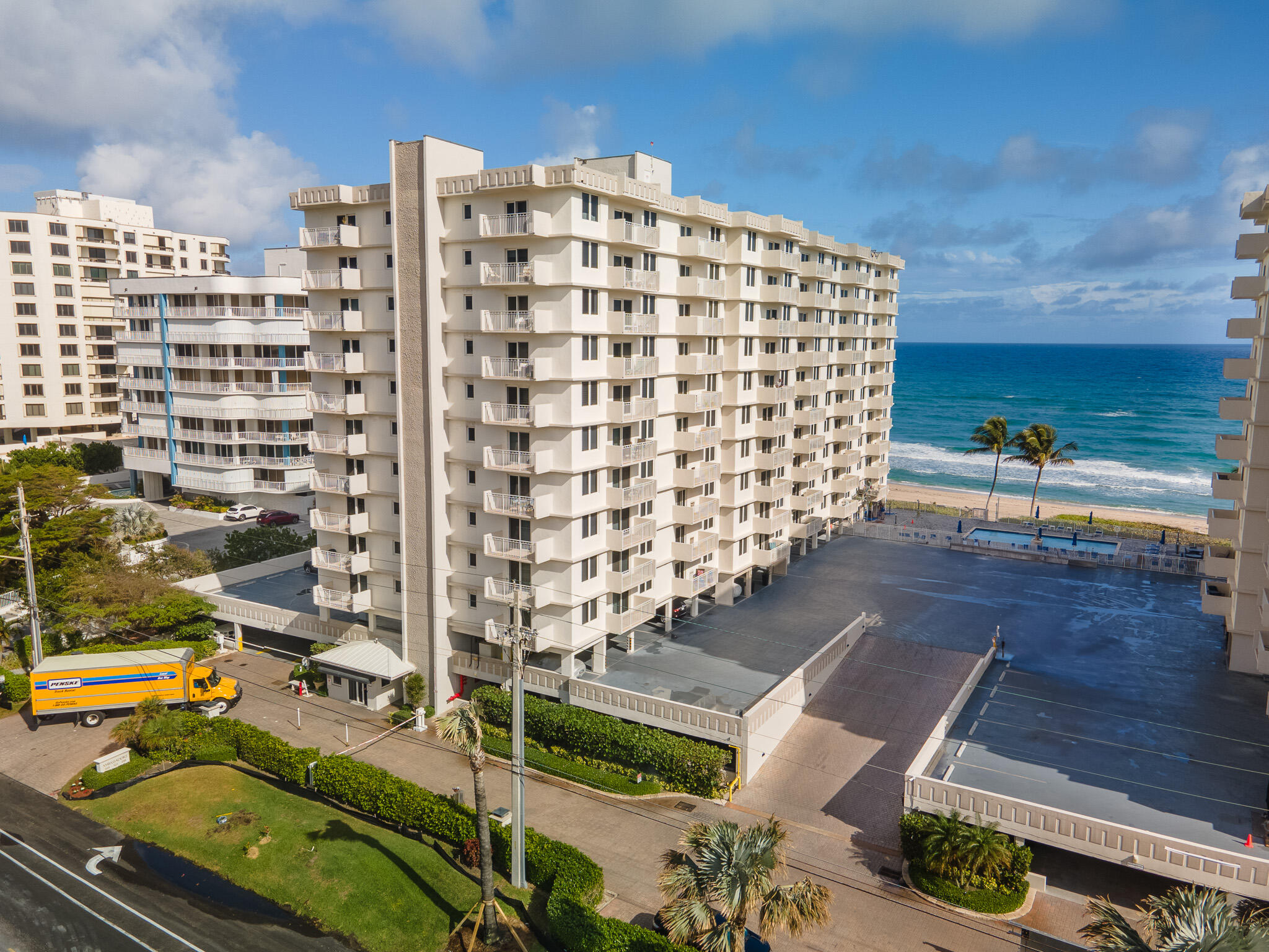 3215 S Ocean Boulevard 504
