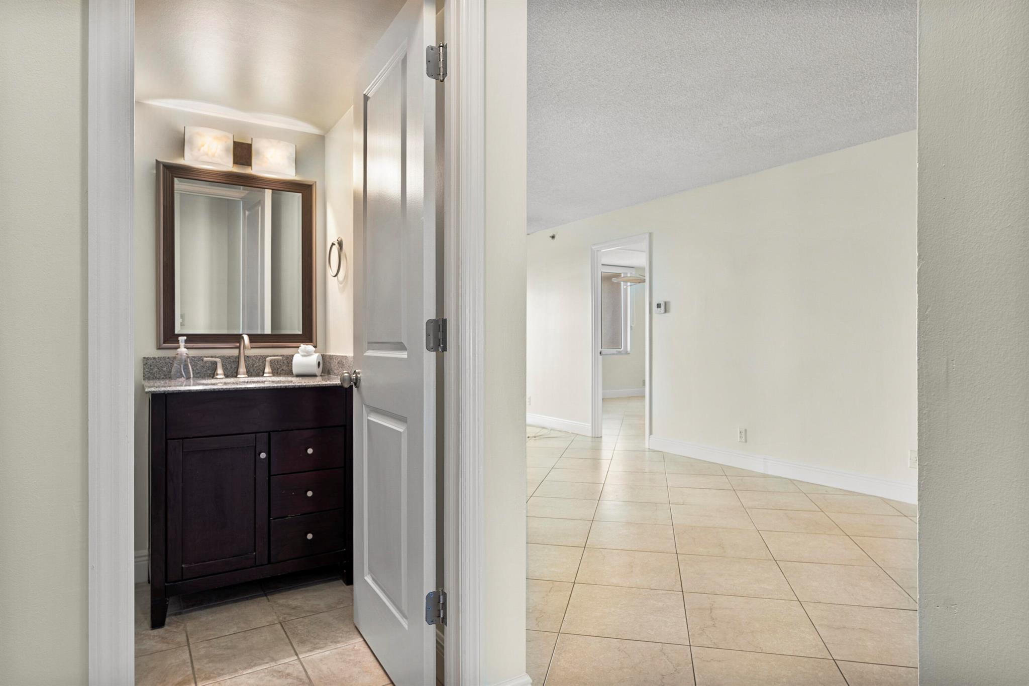 3215 S Ocean Boulevard 504