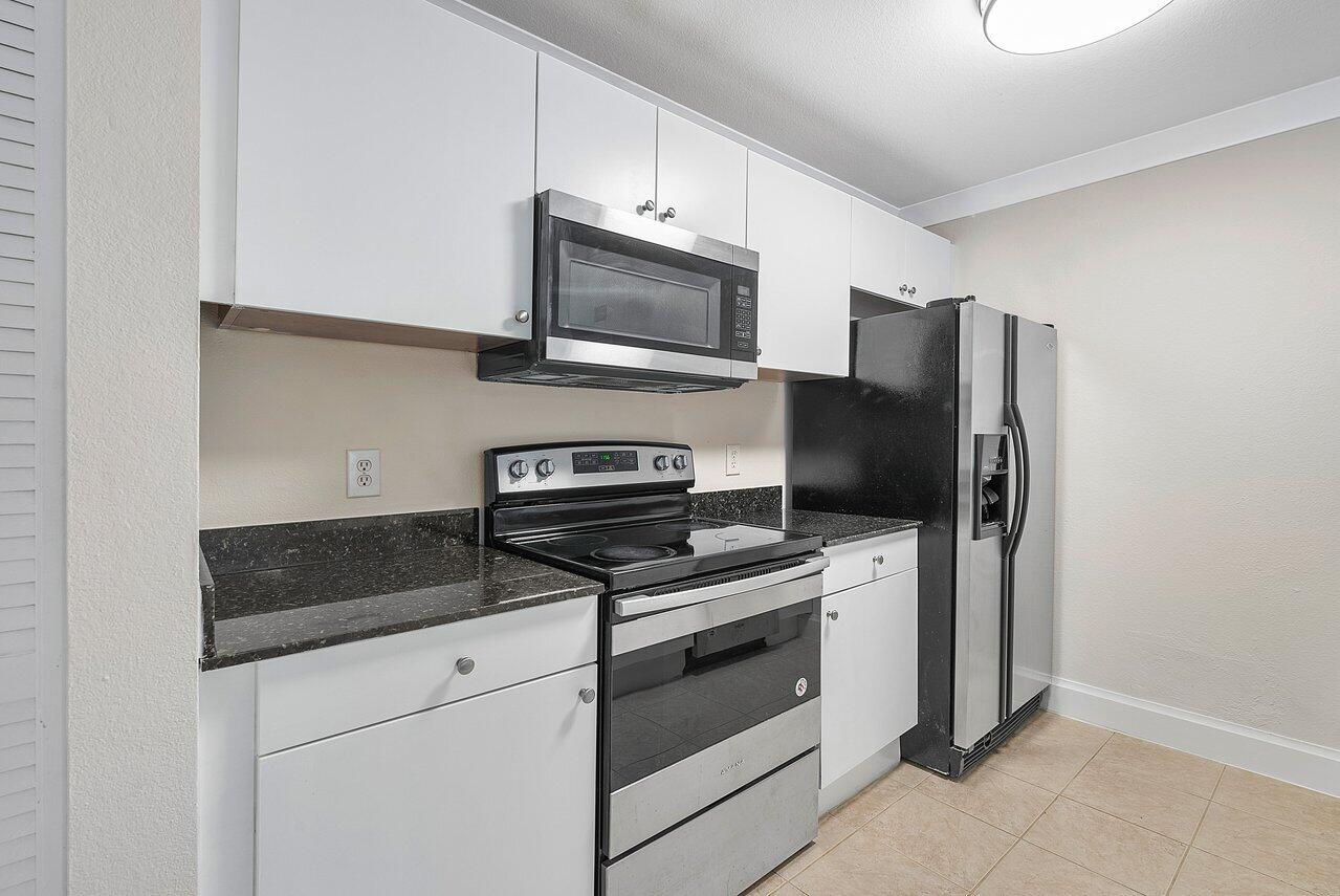 1760 Palm Cove Boulevard 5-307
