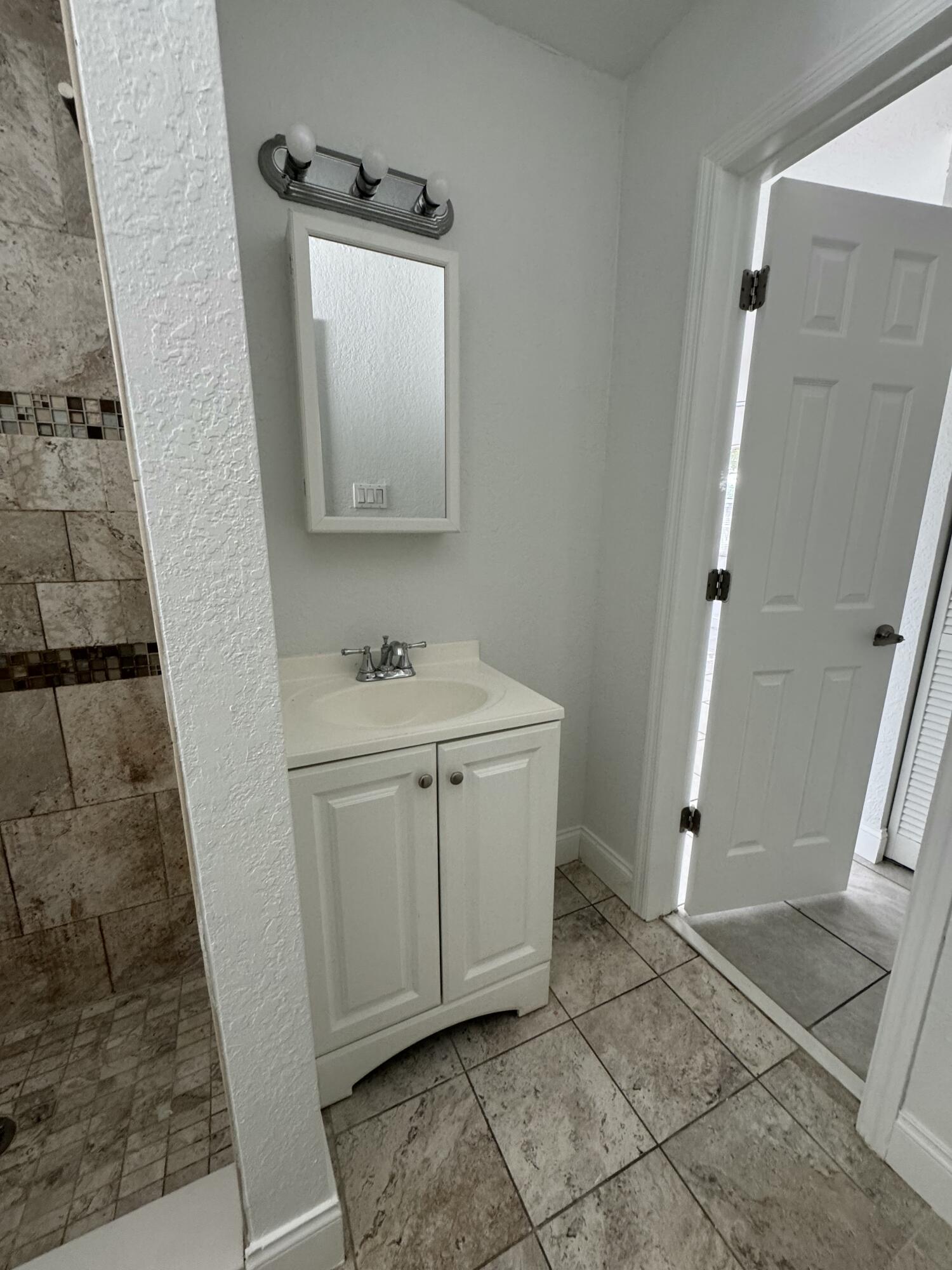 334 NW 7th Avenue