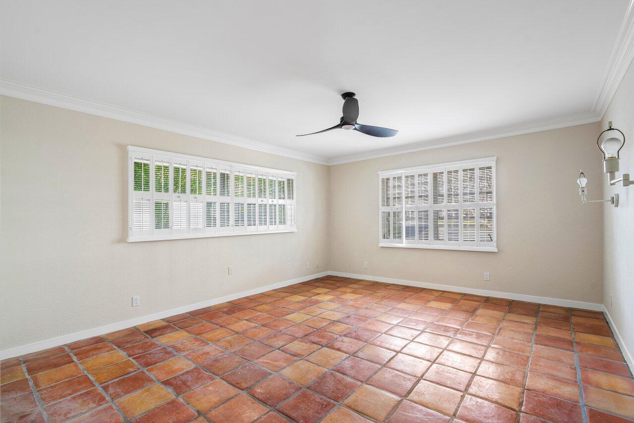 4313 W Tradewinds Avenue 1-2
