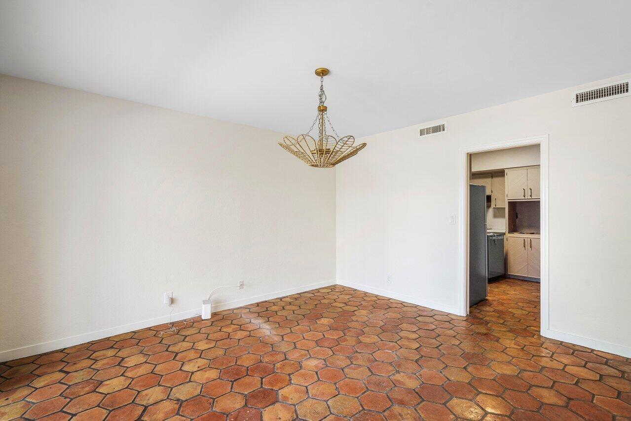 4313 W Tradewinds Avenue 1-2