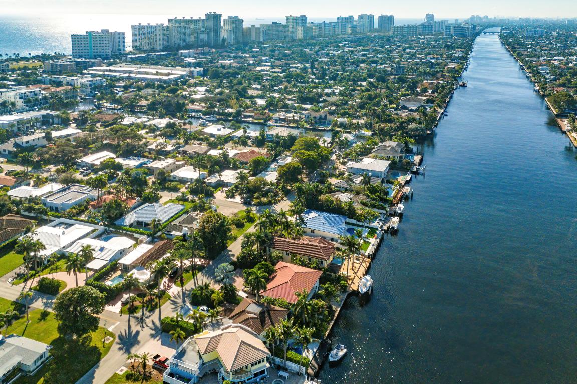 4313 W Tradewinds Avenue 1-2