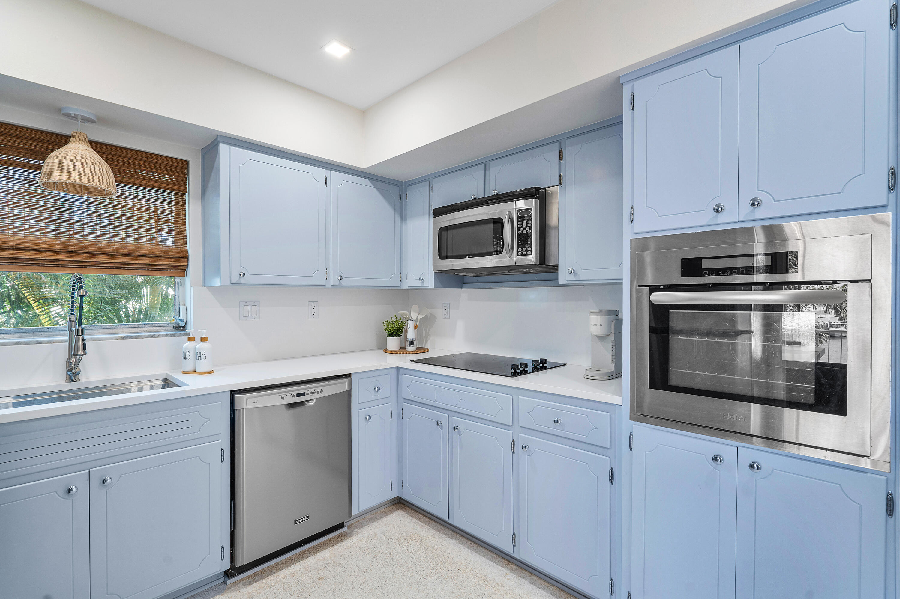 4313 W Tradewinds Avenue 1-2