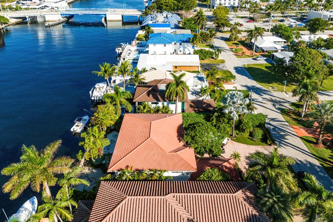 4313 W Tradewinds Avenue 1-2