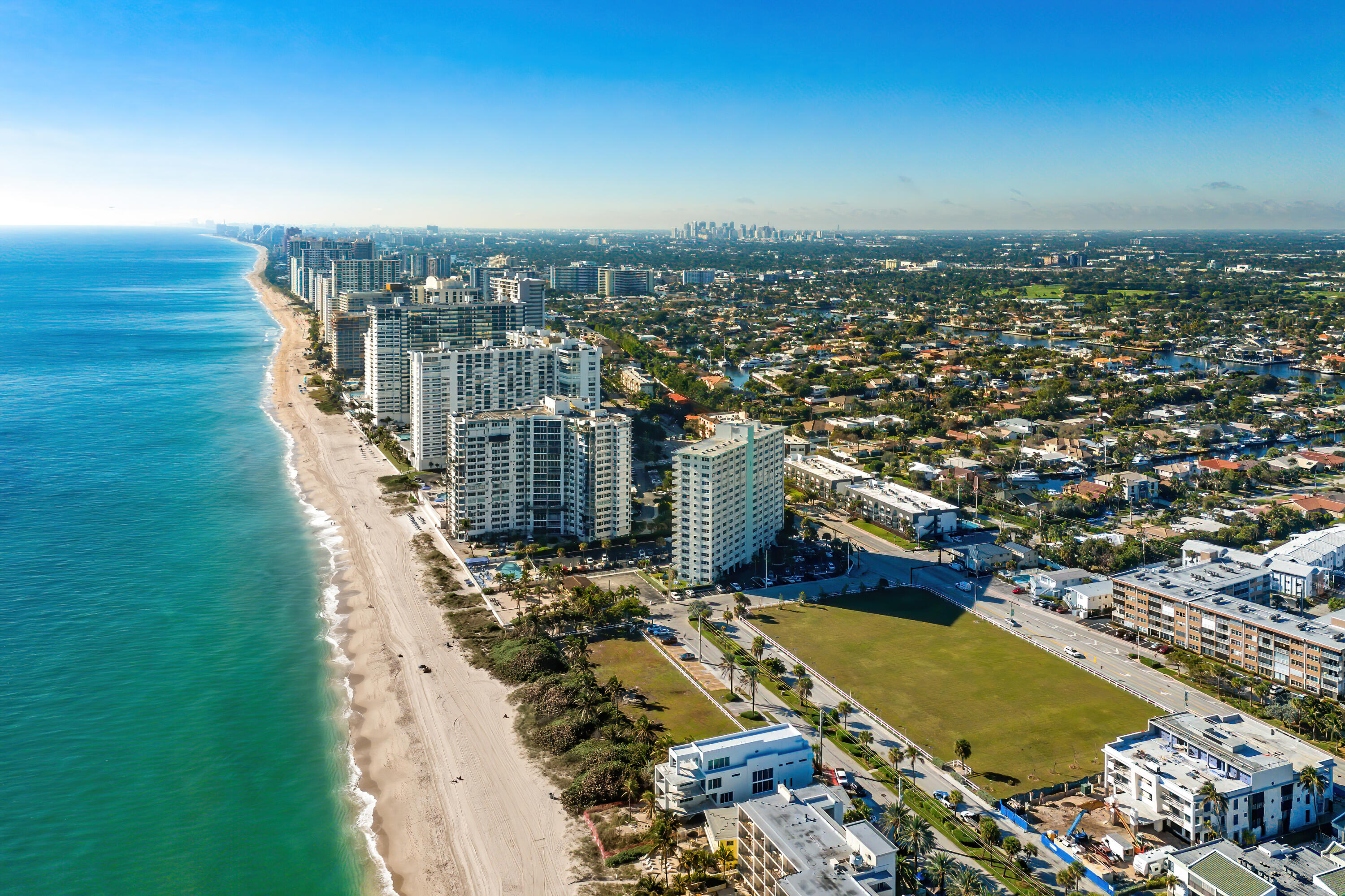 4313 W Tradewinds Avenue 1-2