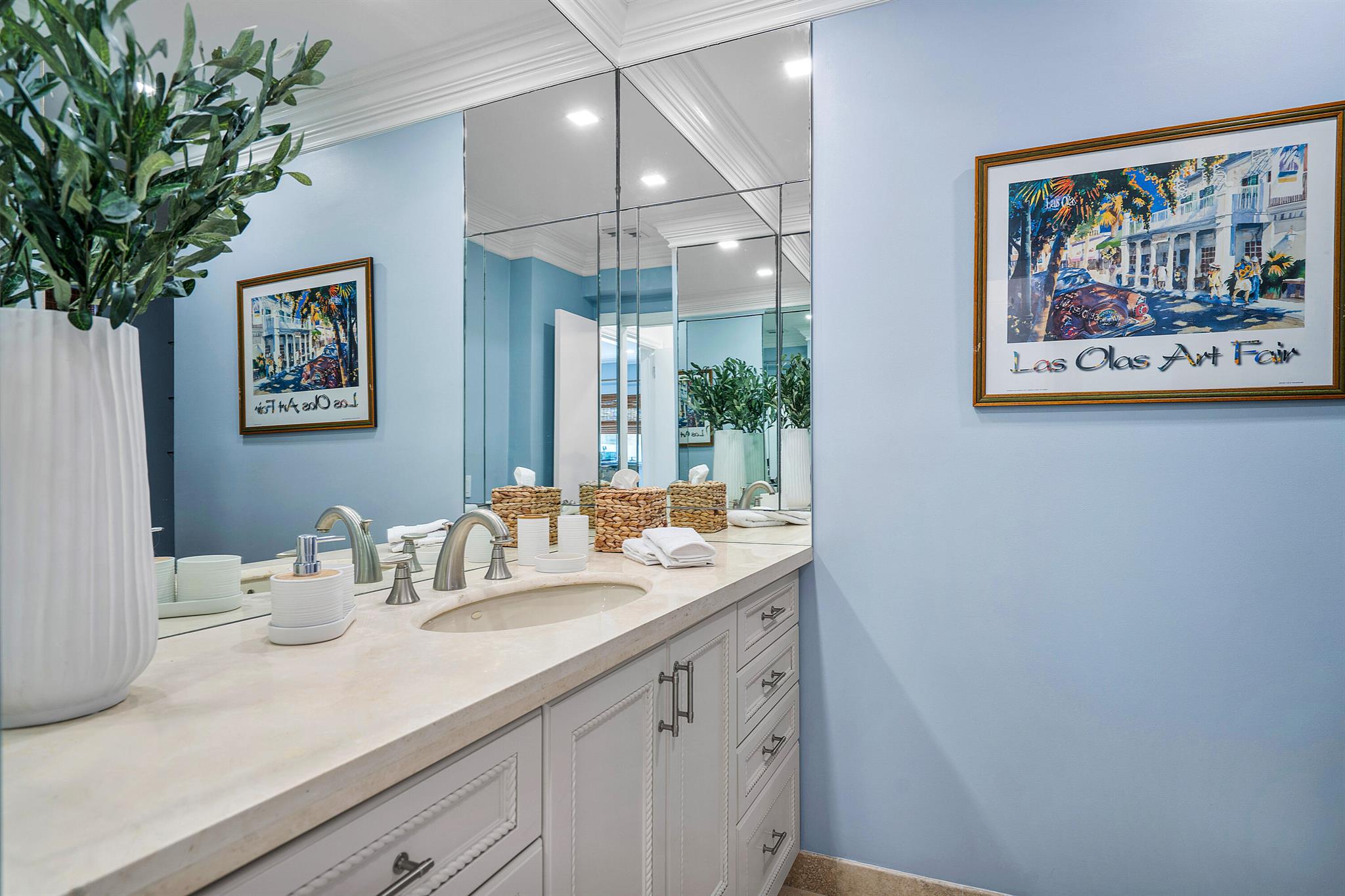 4313 W Tradewinds Avenue 1-2