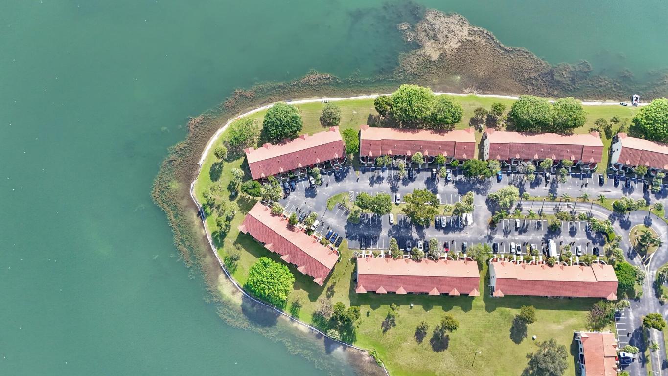 805 Republic Court, Deerfield Beach