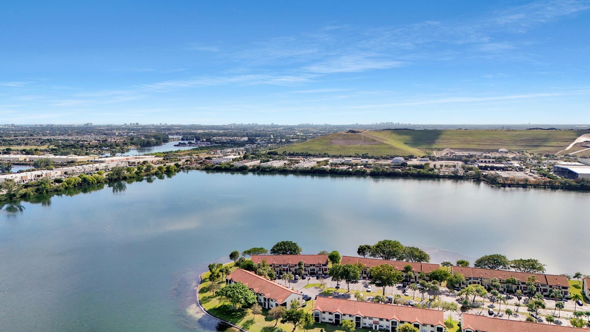 805 Republic Court, Deerfield Beach