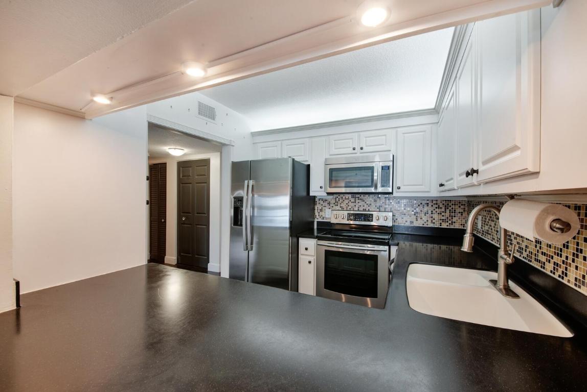 805 Republic Court, Deerfield Beach