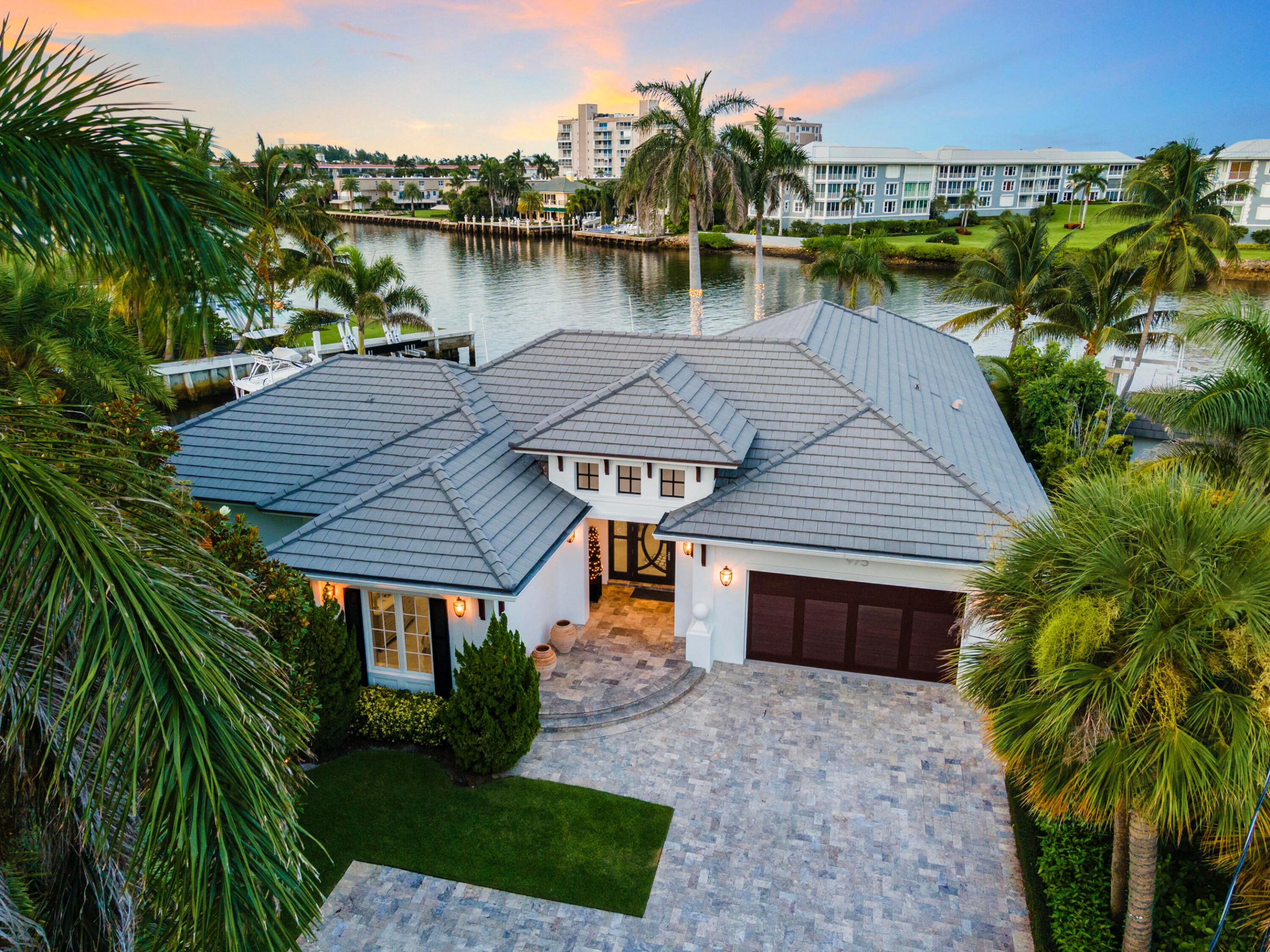 975 Banyan Drive