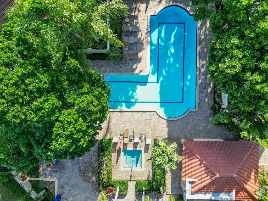 3416 Deer Creek Alba Way, Deerfield Beach