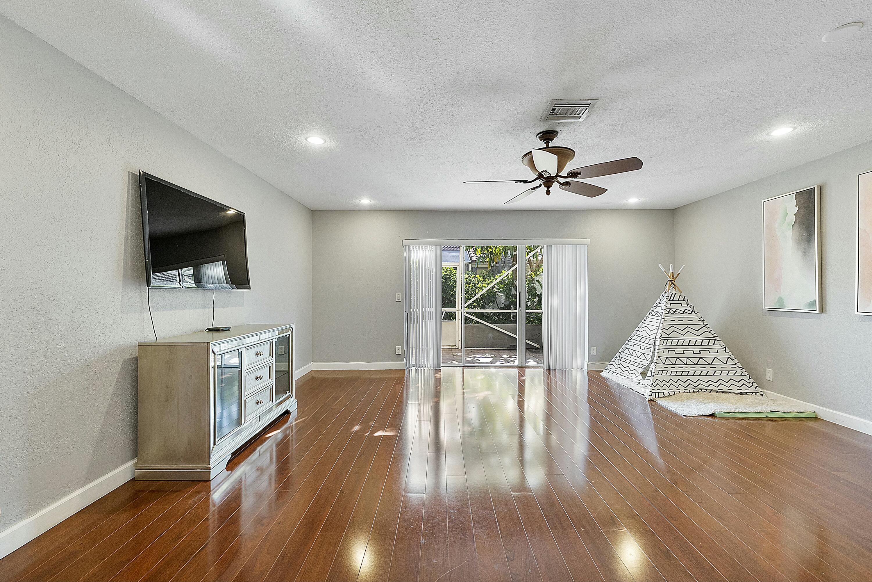 3416 Deer Creek Alba Way, Deerfield Beach