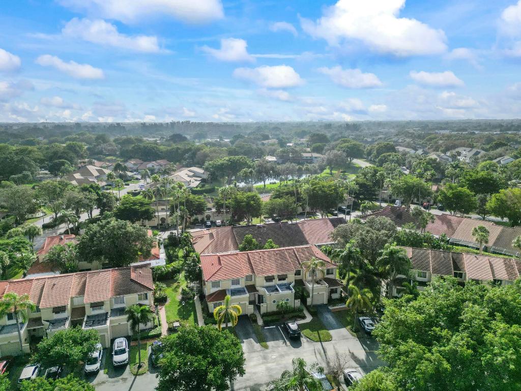 3416 Deer Creek Alba Way, Deerfield Beach