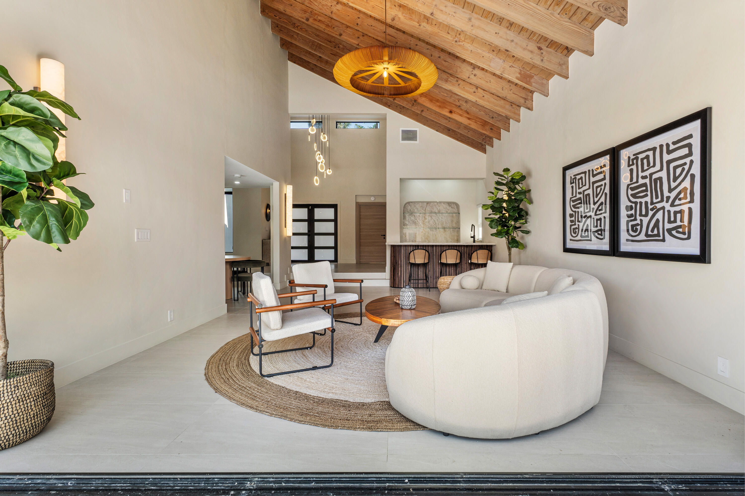 425 Coral Way