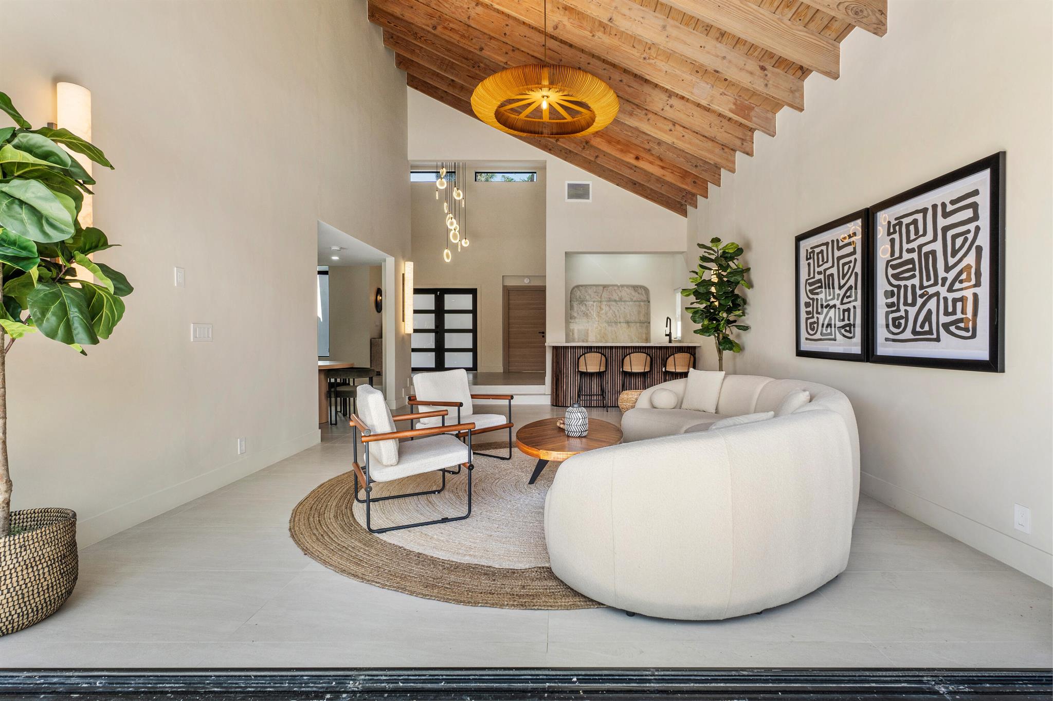 425 Coral Way