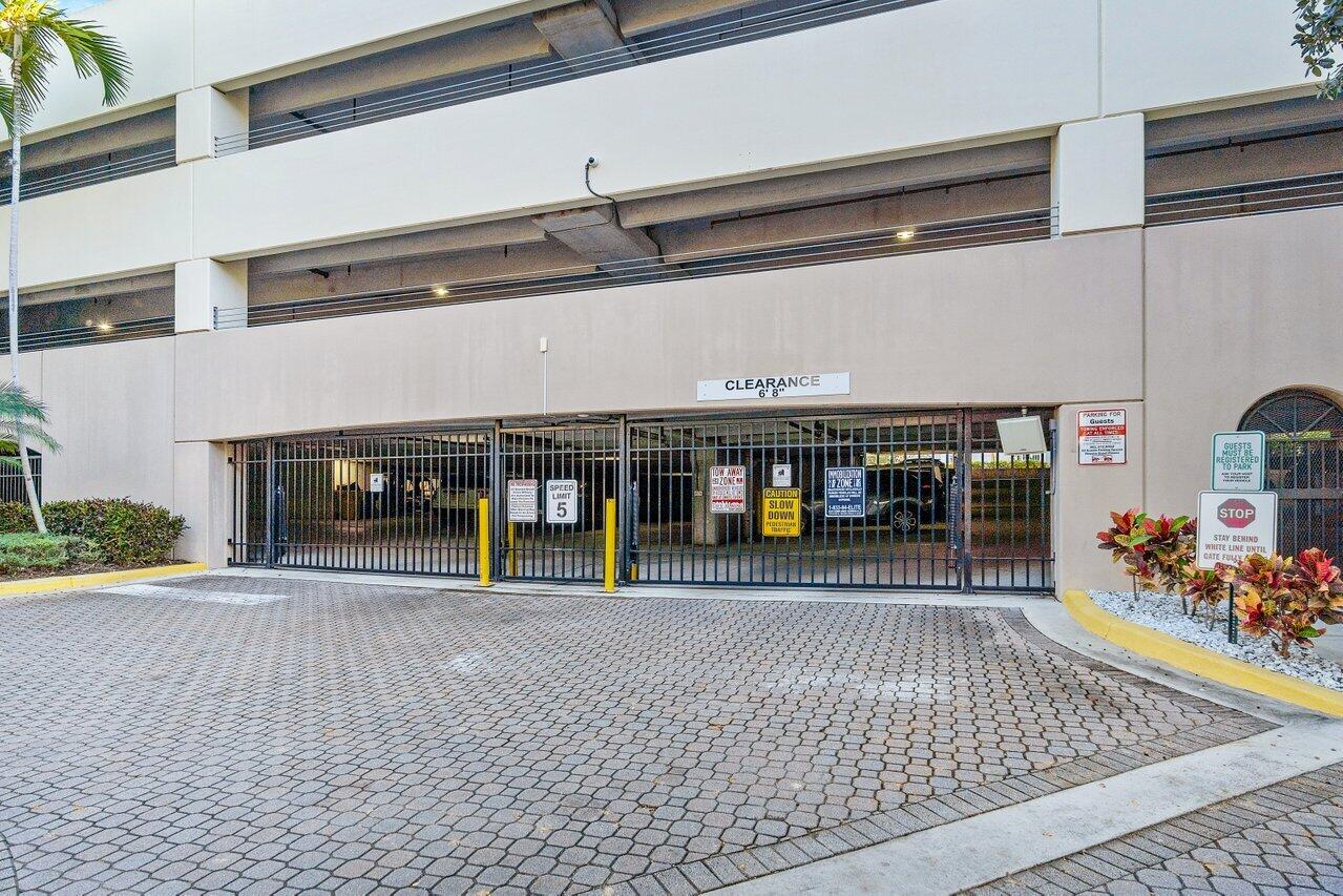 1 Renaissance Way 117