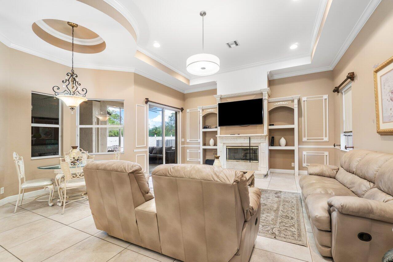 11538 Persimmon Boulevard