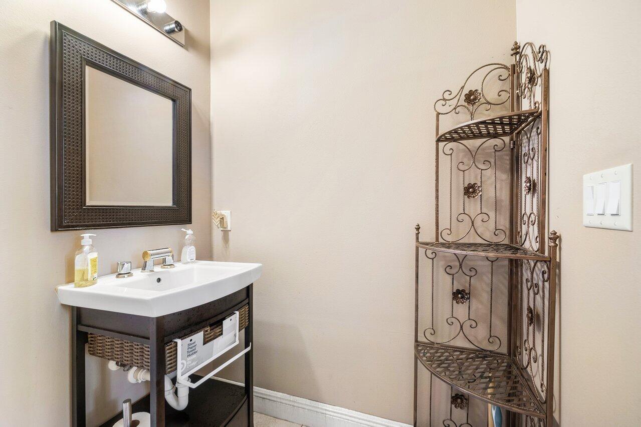 11538 Persimmon Boulevard