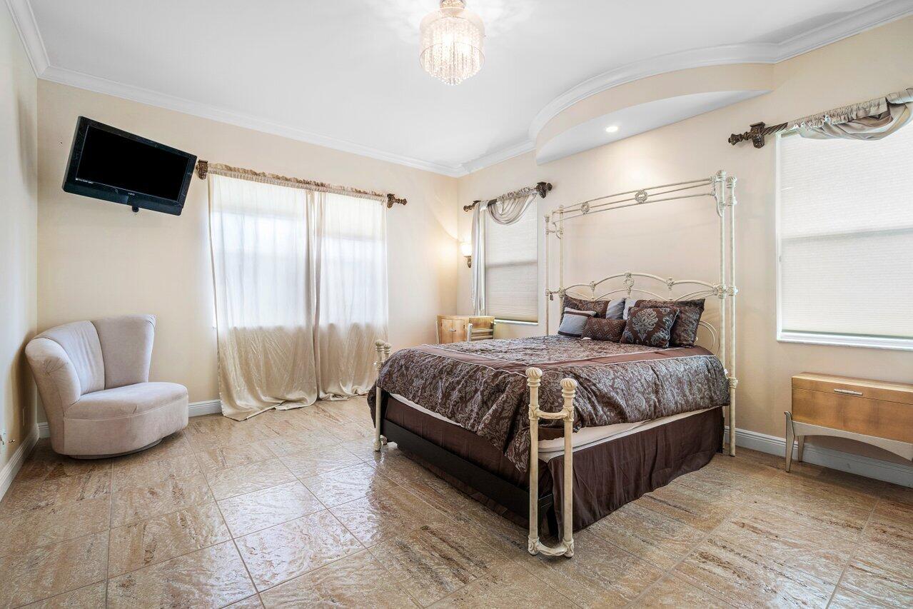 11538 Persimmon Boulevard