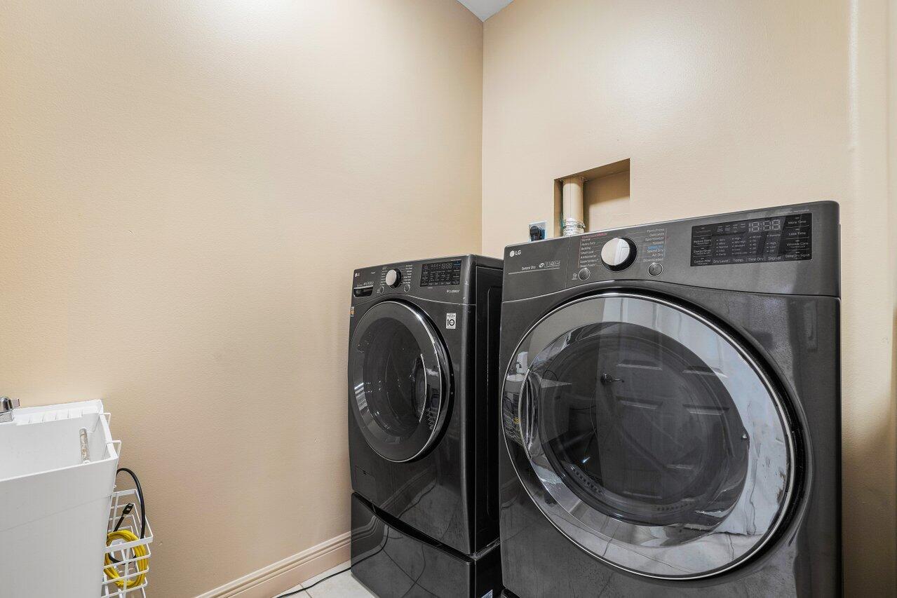 11538 Persimmon Boulevard