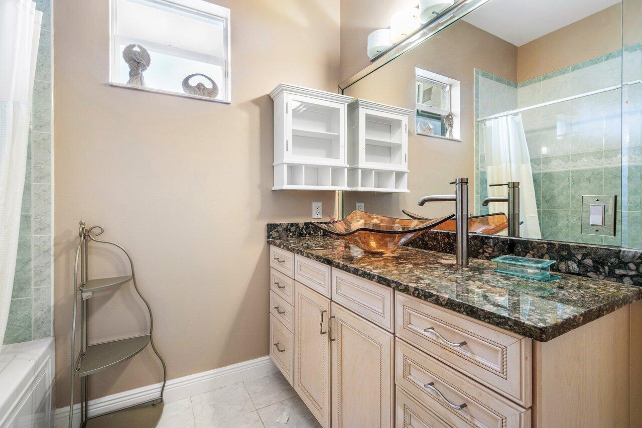 11538 Persimmon Boulevard