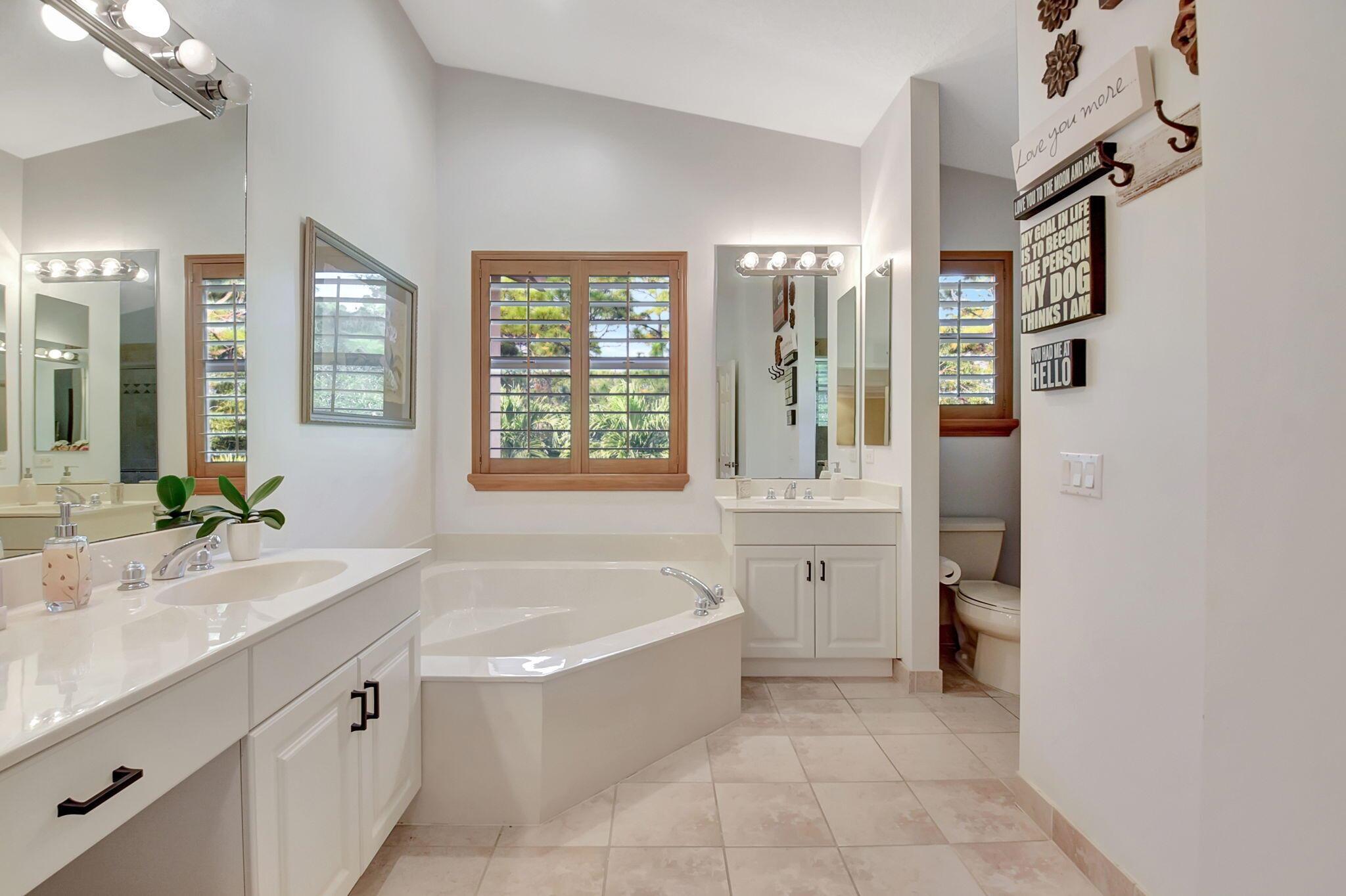 5105 Greenwich Preserve Court