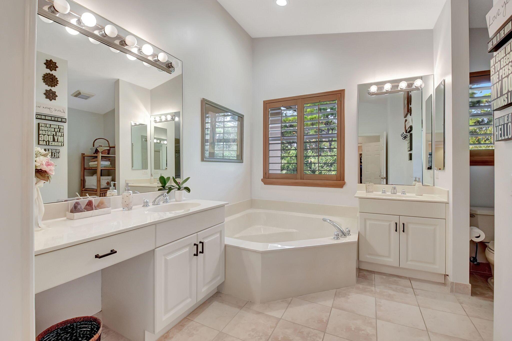5105 Greenwich Preserve Court