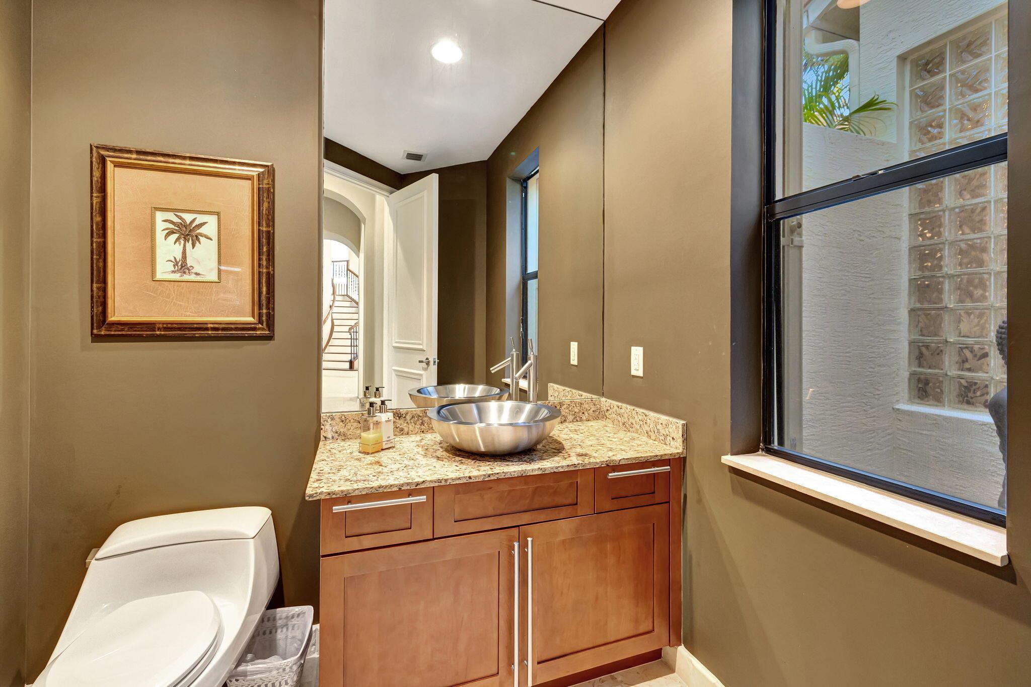 17987 Lake Azure Way