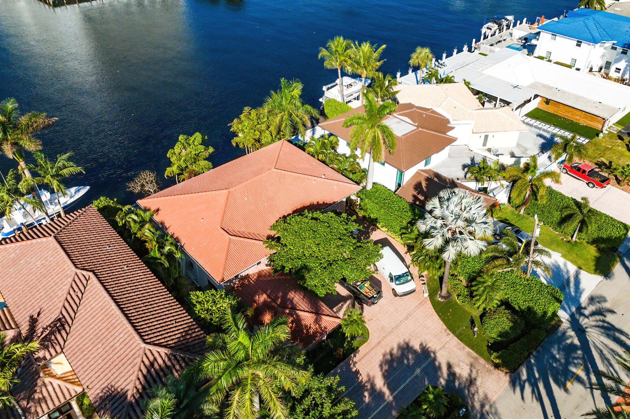 4313 W Tradewinds Avenue 1-2