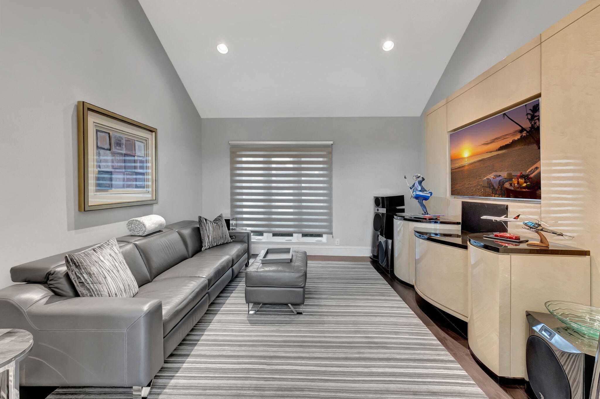 7155 Mandarin Drive