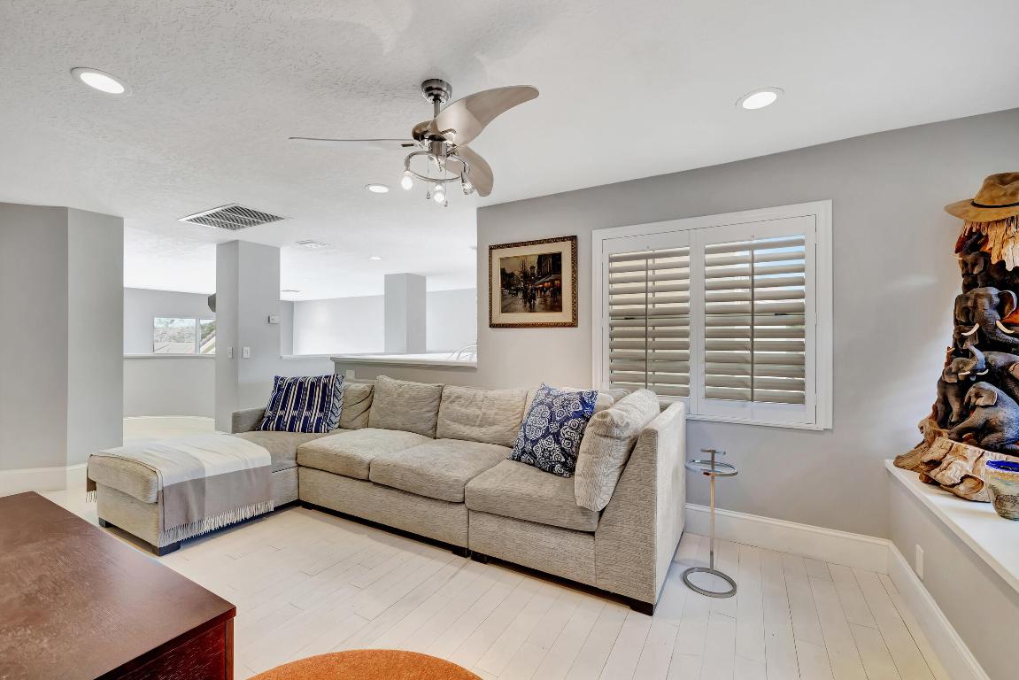 5625 NW 24th Terrace