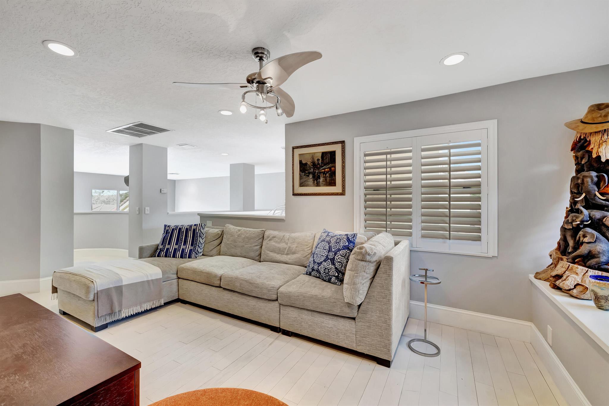 5625 NW 24th Terrace