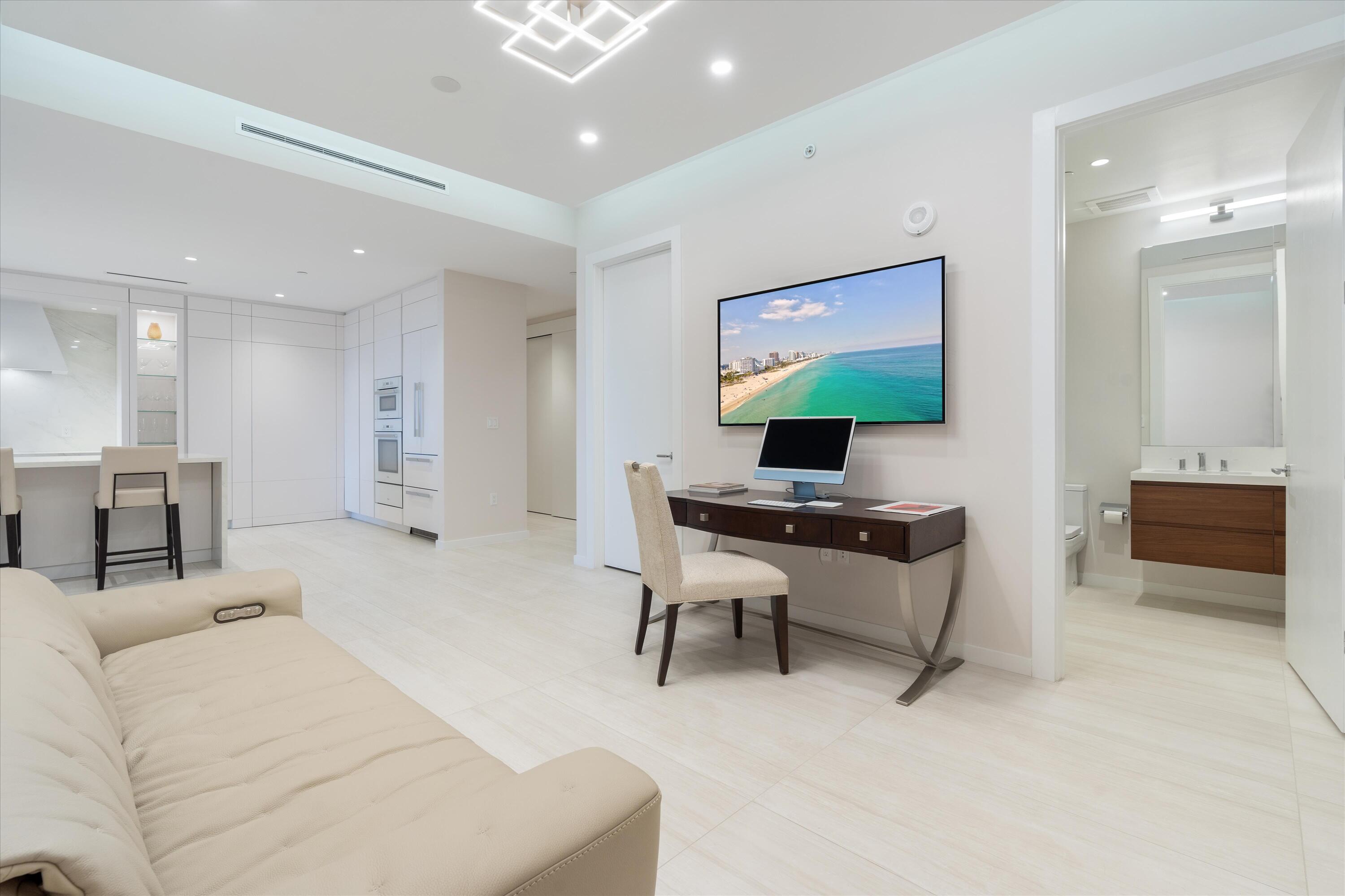 200 SE Mizner Boulevard 507