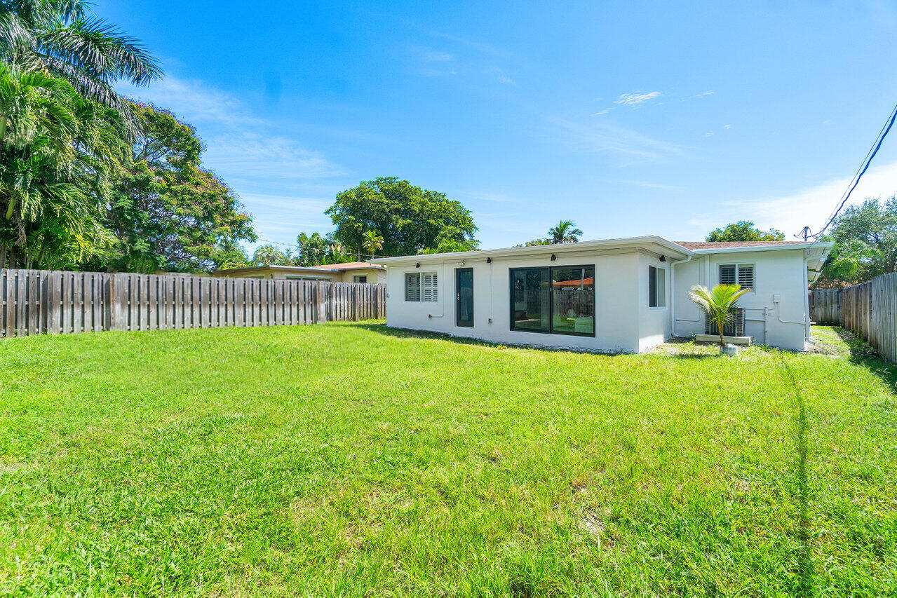 1311 Dewey Street