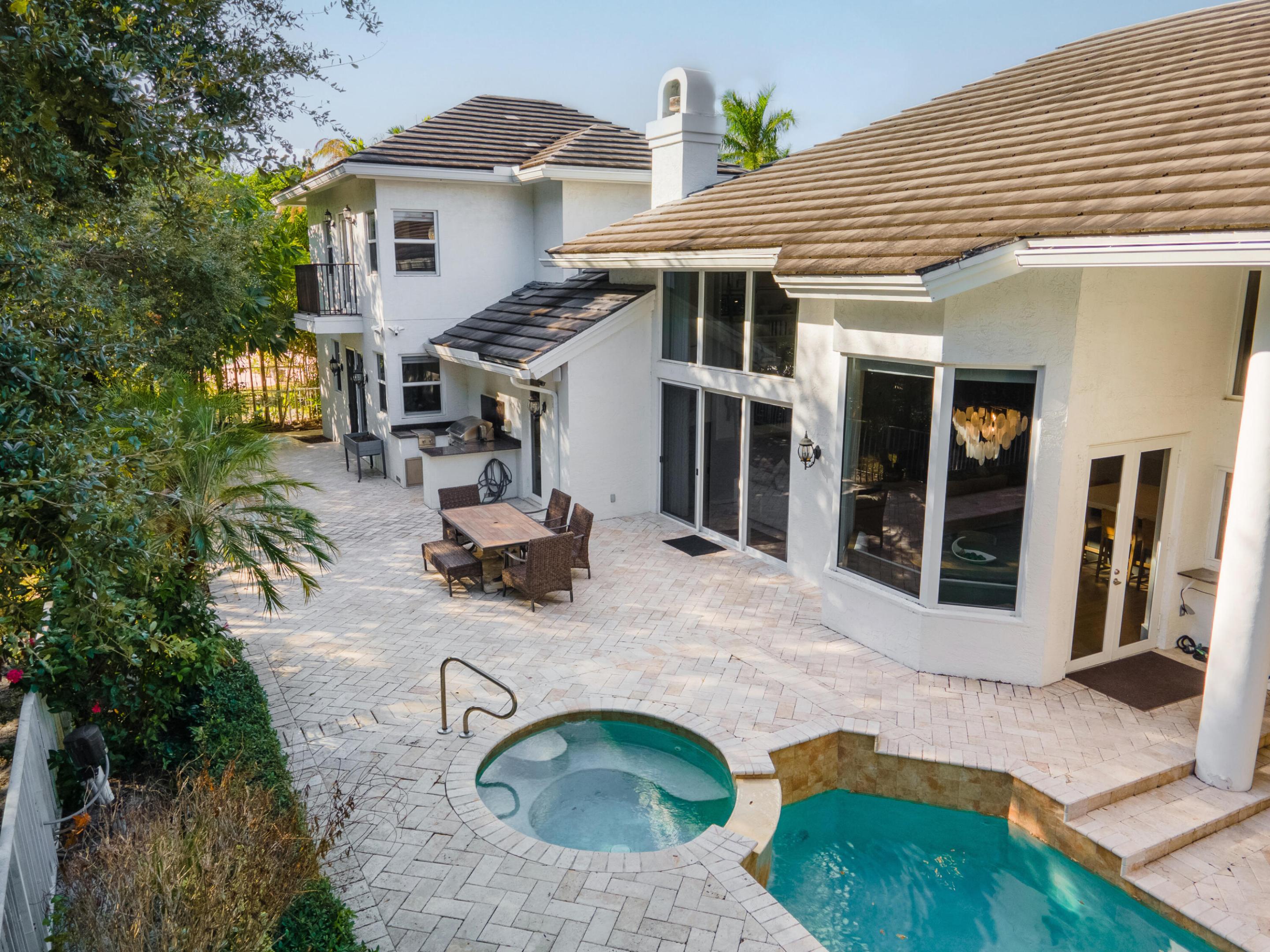 760 NE 77th Street