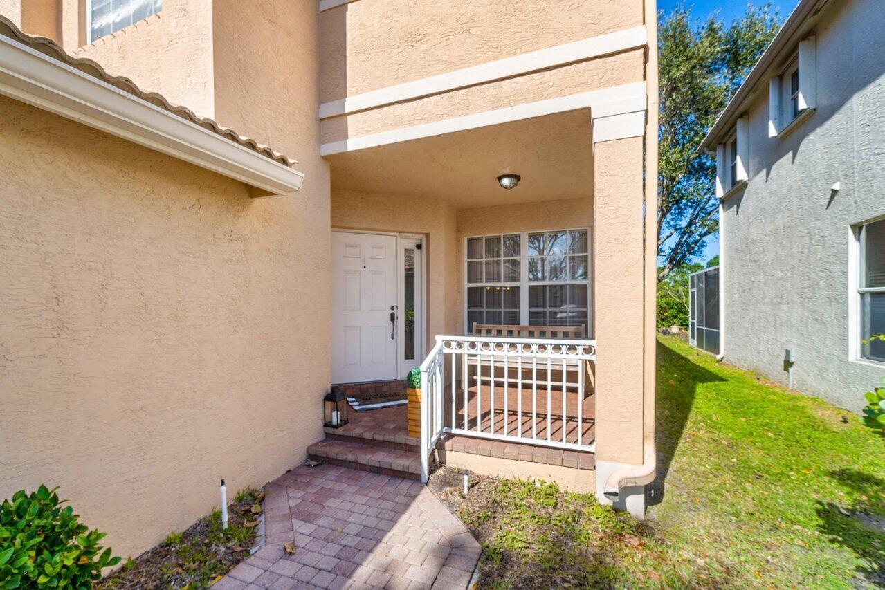 5033 Starblaze Drive