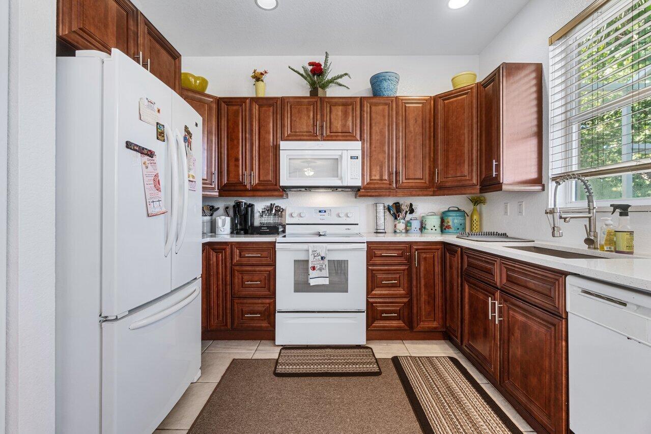 5033 Starblaze Drive
