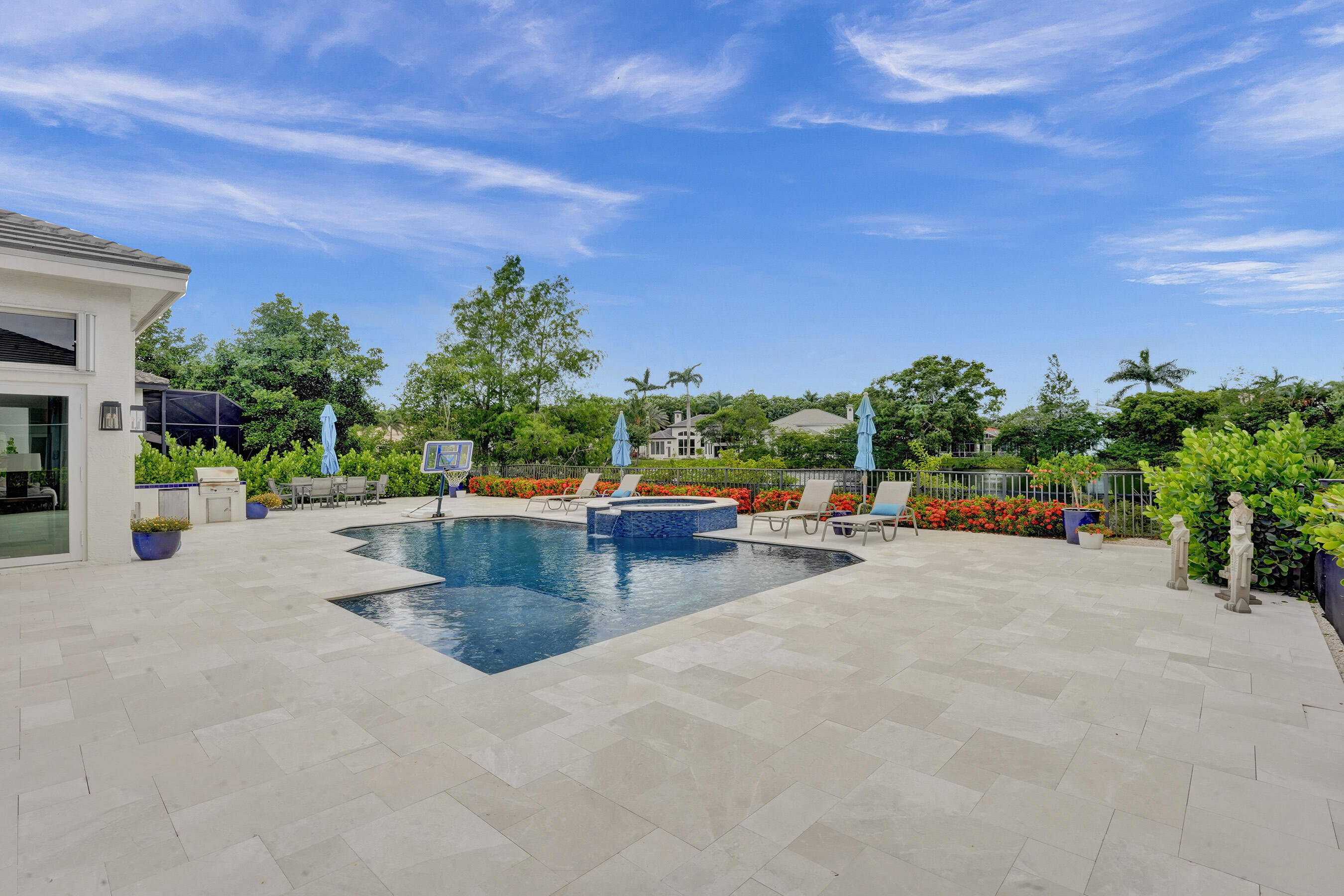 5005 NW 24th Circle