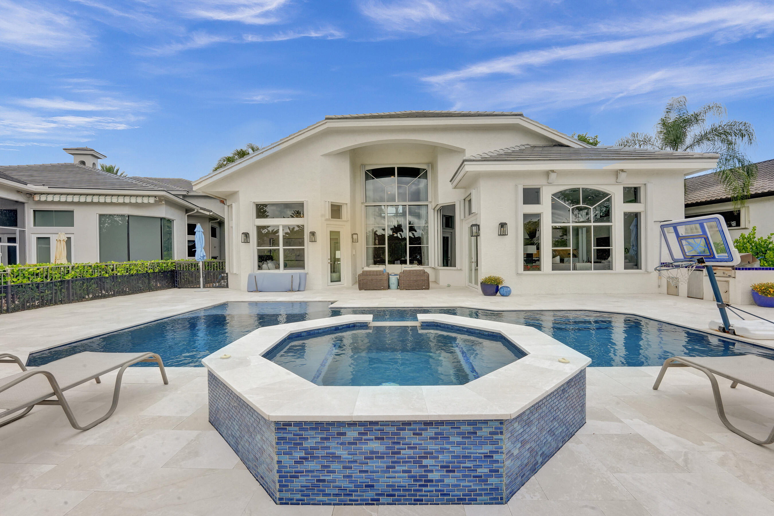 5005 NW 24th Circle