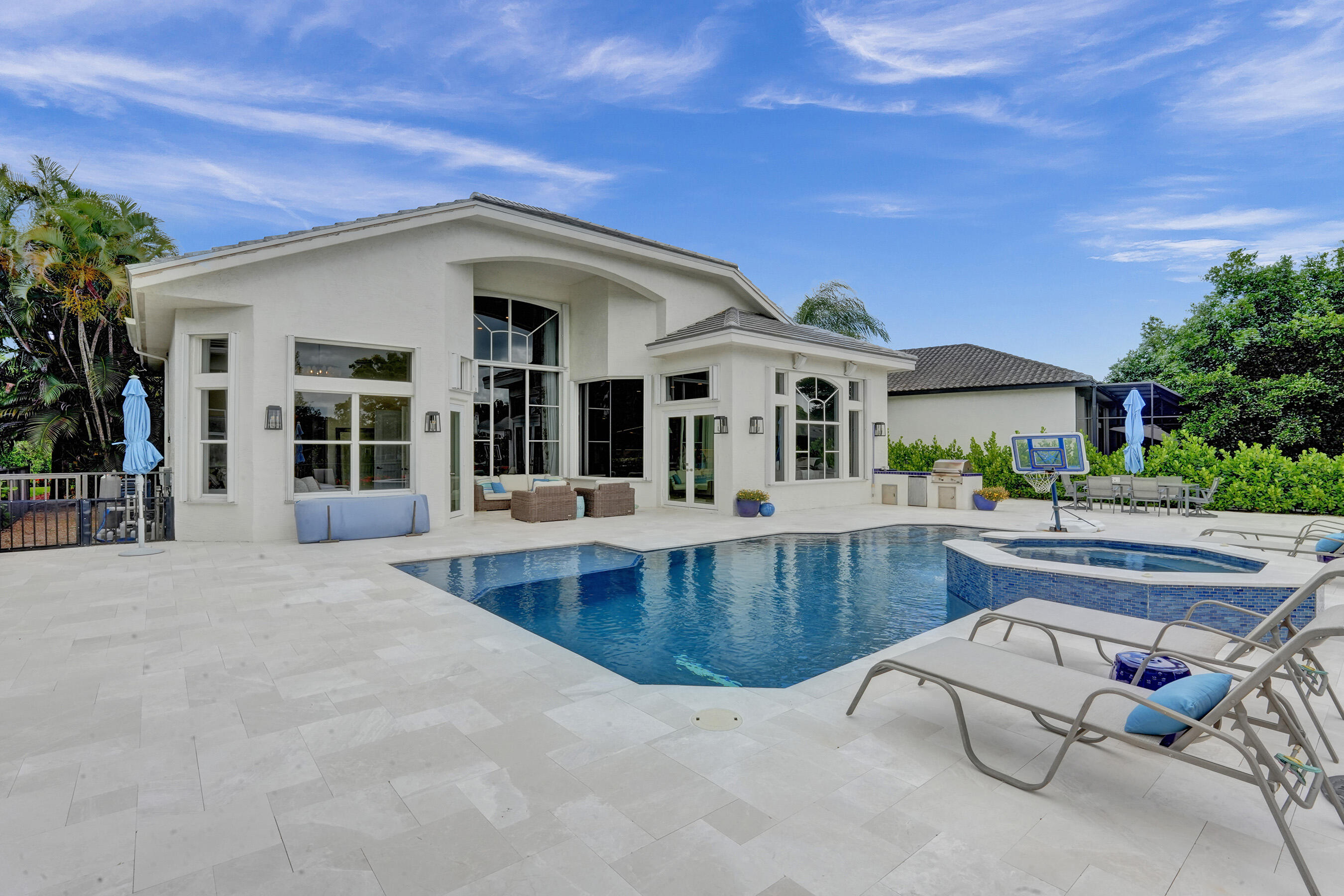 5005 NW 24th Circle