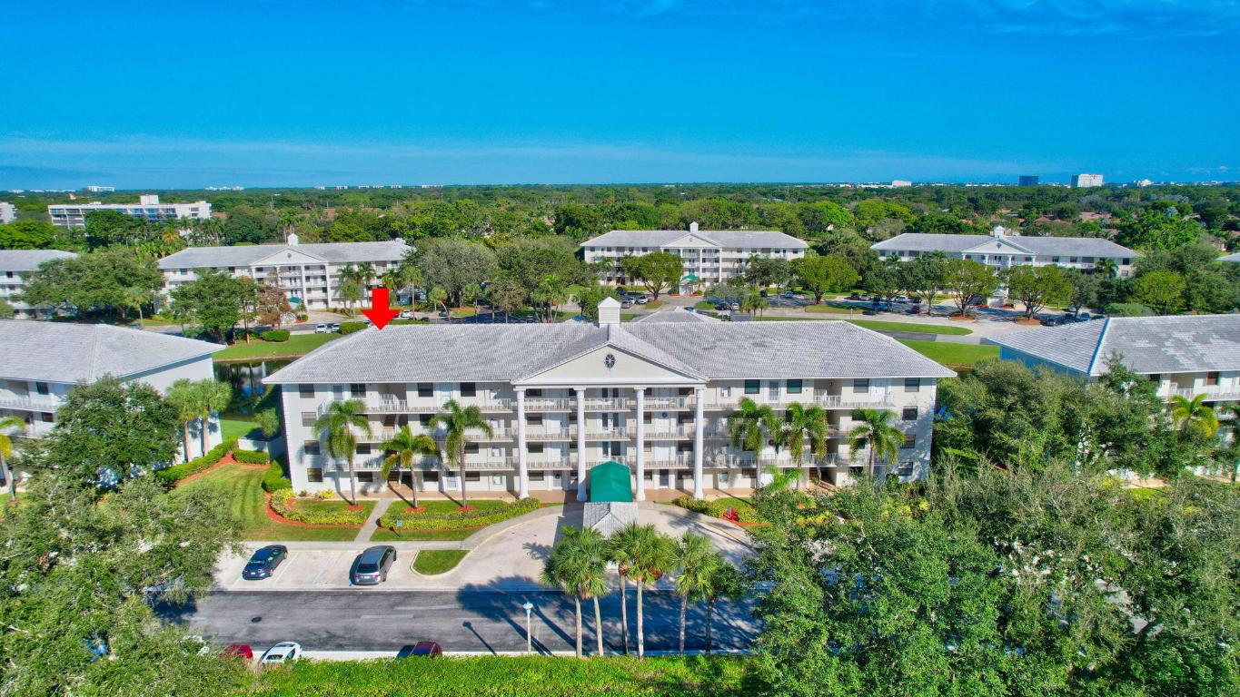 6037 Balboa Circle 401