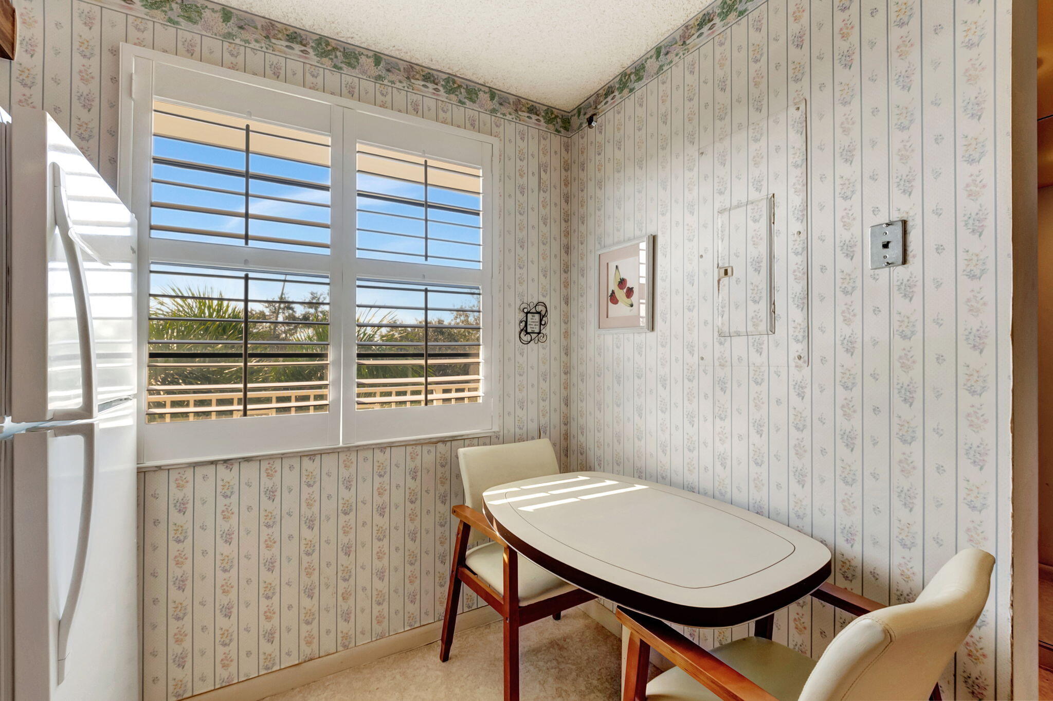 6037 Balboa Circle 401