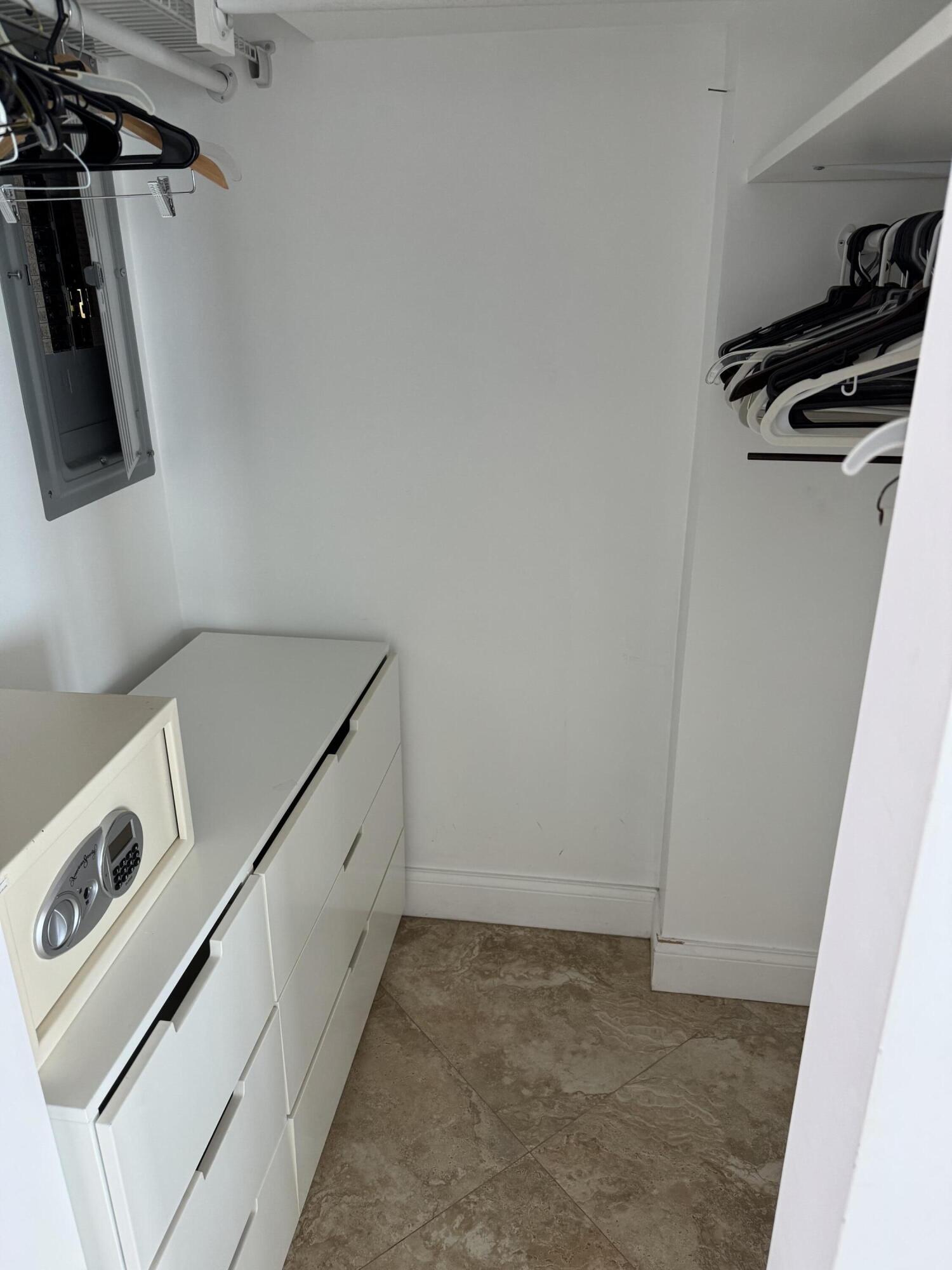 333 NE 21 Avenue E 1108, Deerfield Beach Unit: 1108