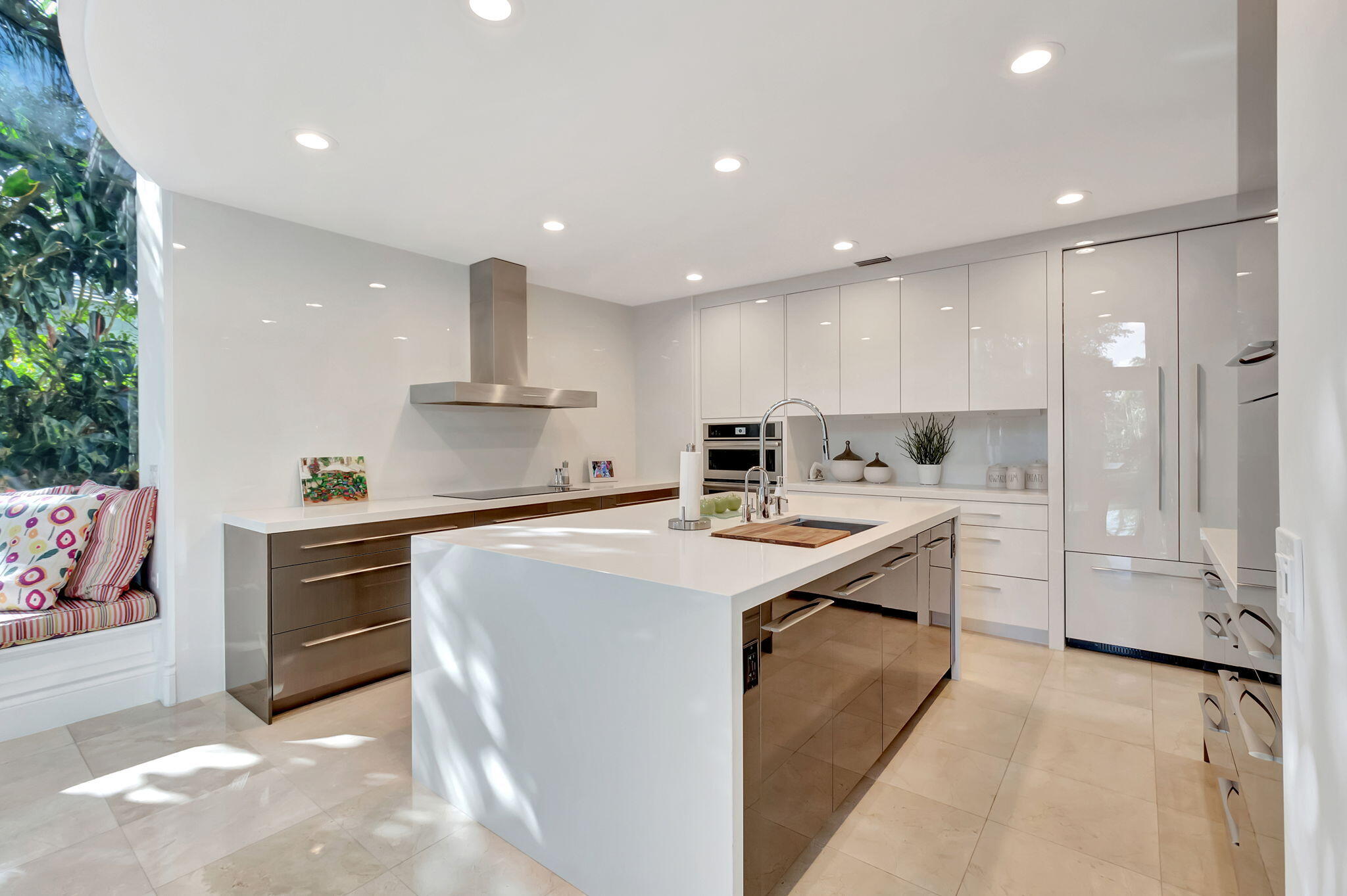 17254 Whitehaven Drive