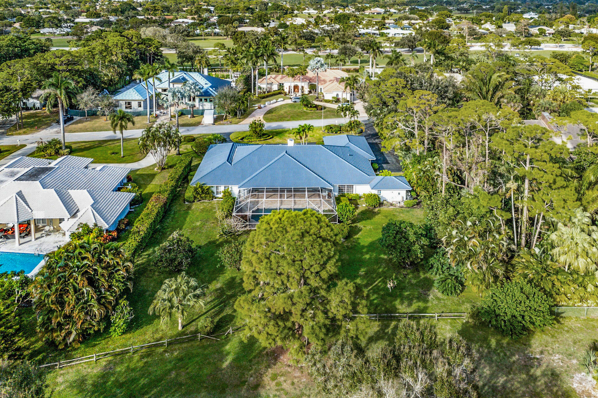 650 Atlantis Estates Way