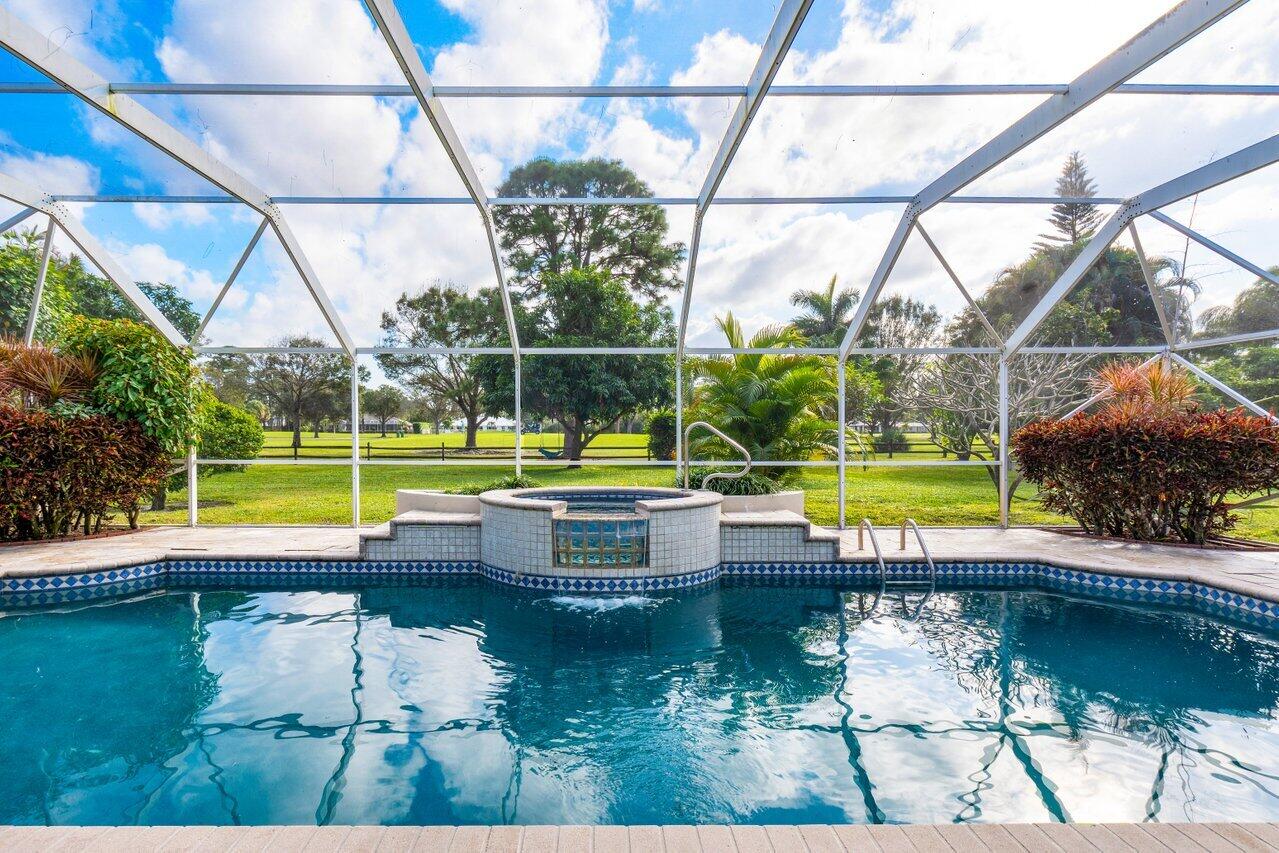 650 Atlantis Estates Way