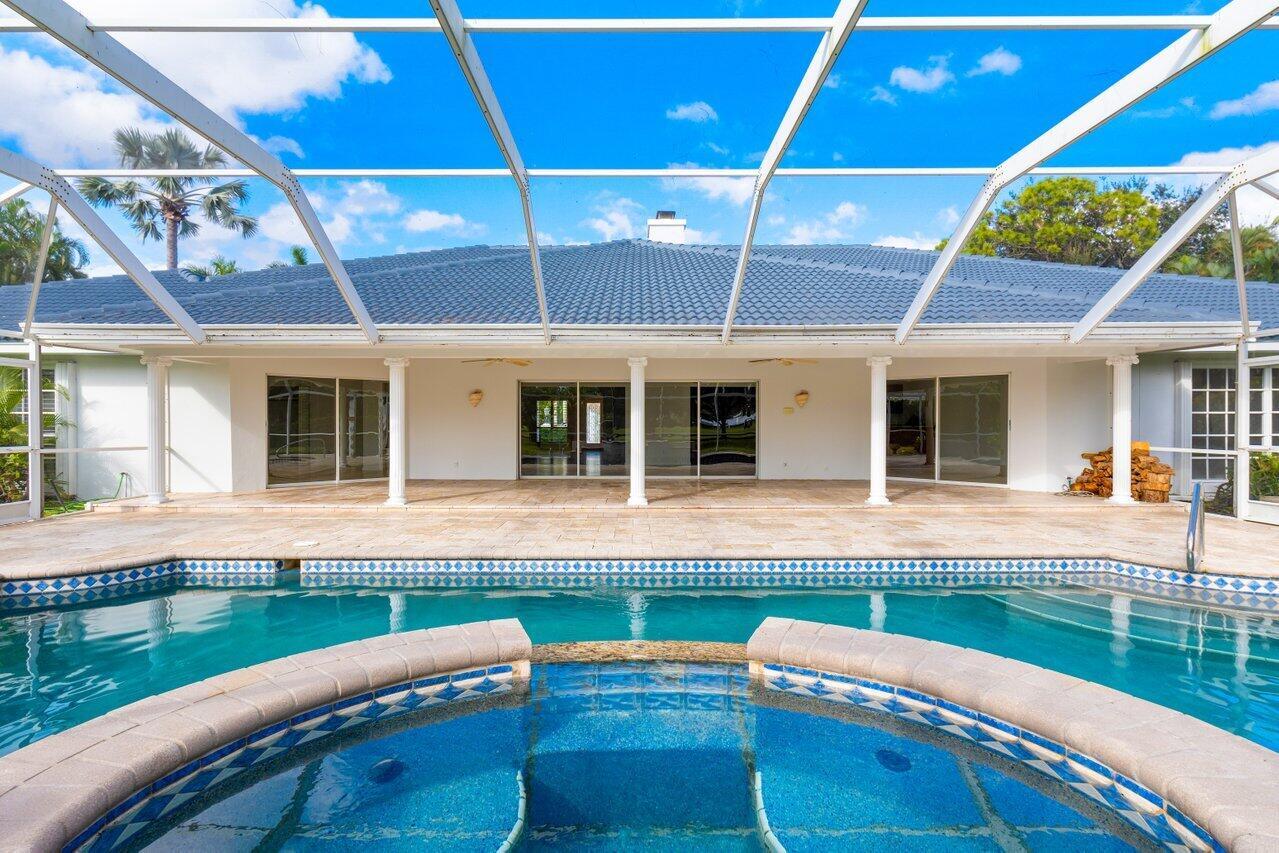 650 Atlantis Estates Way
