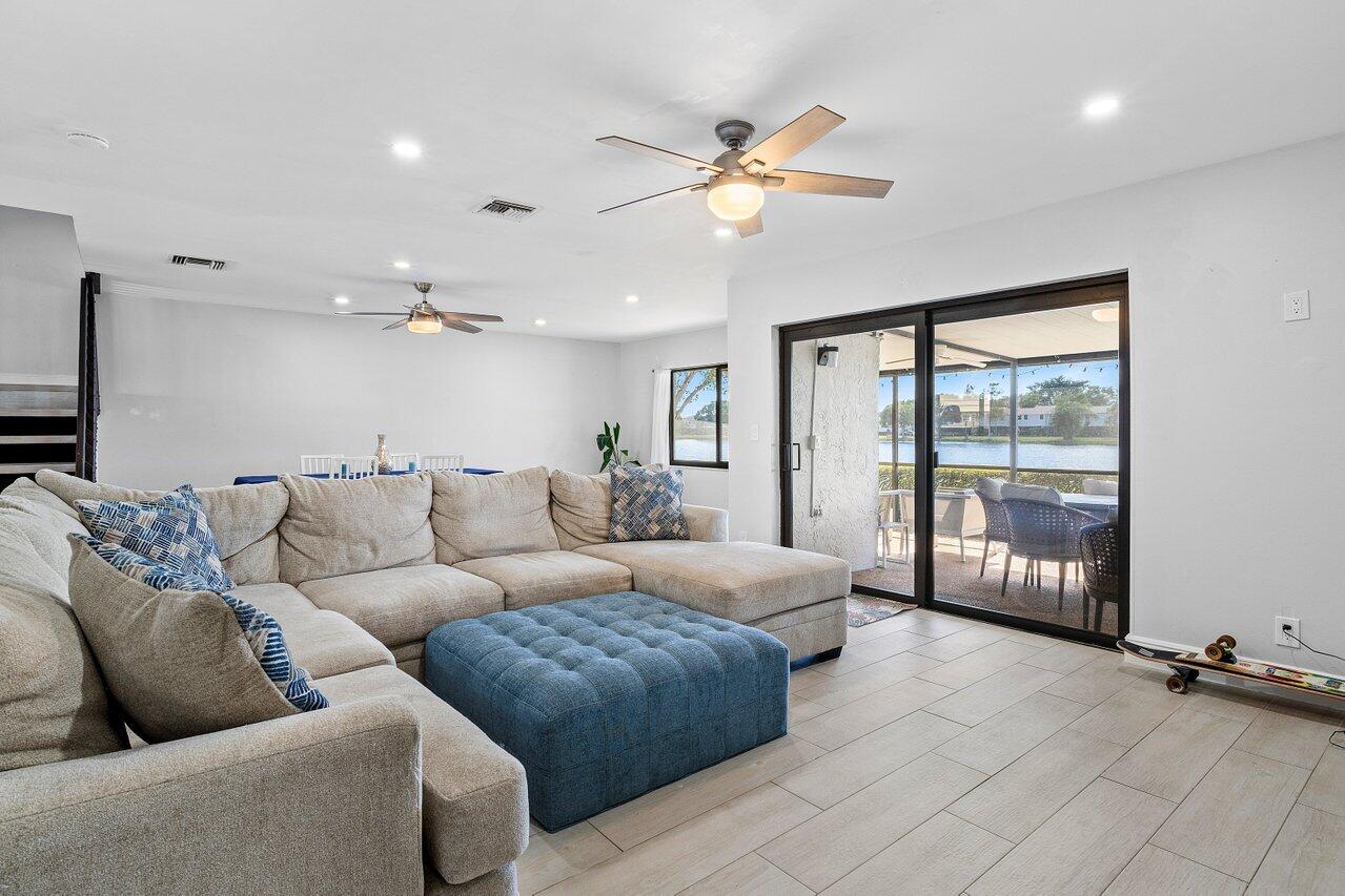 5274 Jog Lane