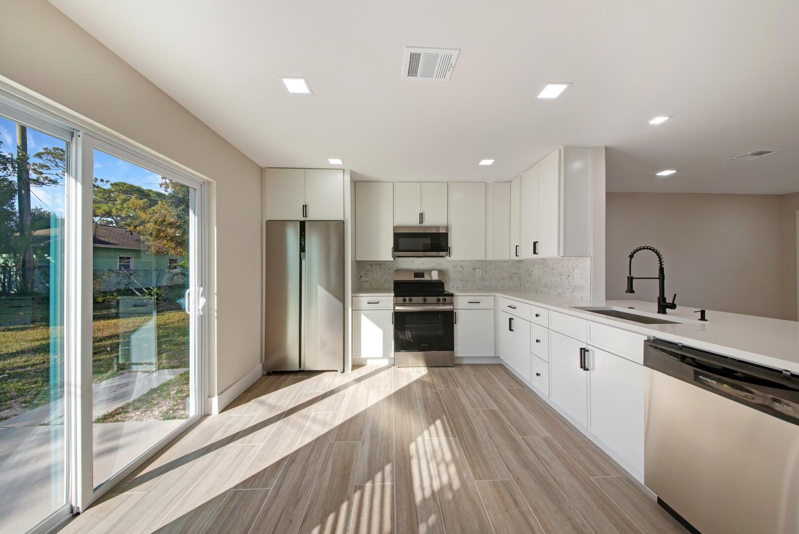 3105 Evergreen Lane, Lake Worth